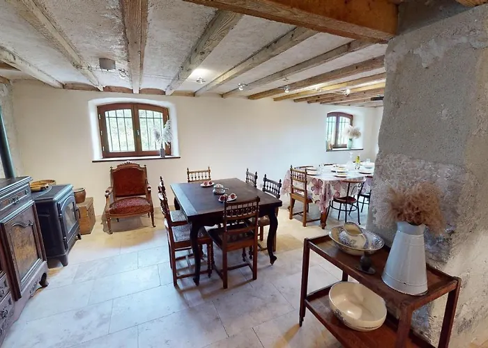 De Tatil Evi Myans